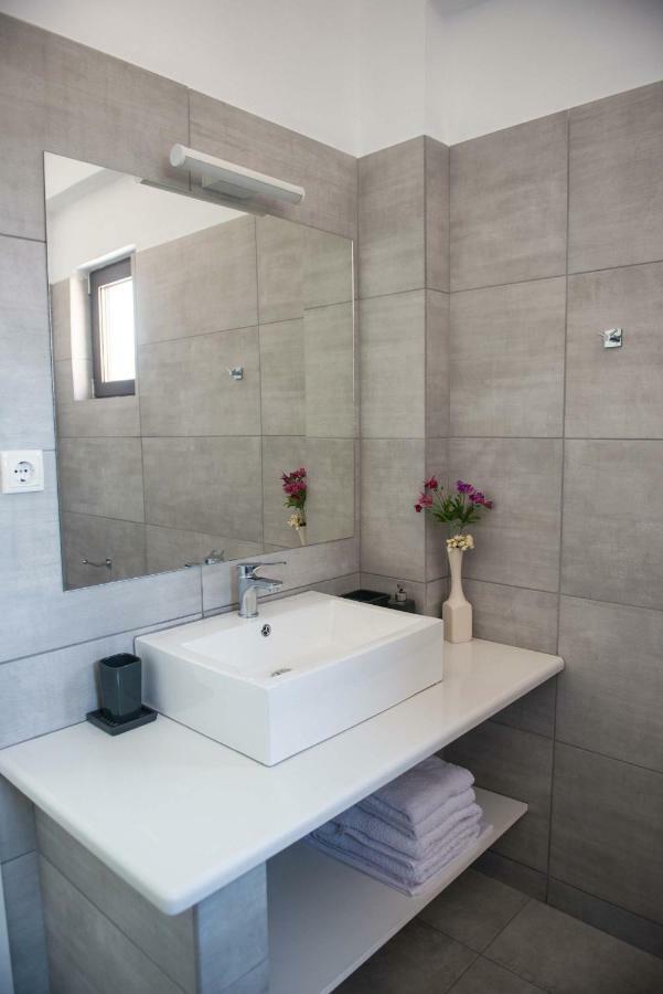 Irene Twin Condo Платарія Екстер'єр фото